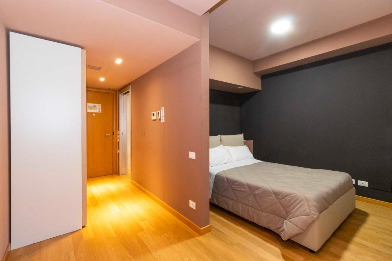 Ferienwohnung Originals - Parcheggio Gratis In Struttura E Colazione Inclusa Turin Exterior foto